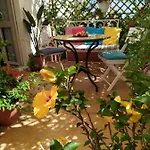 فندق مبيت وإفطار Roof Garden ألغيرو