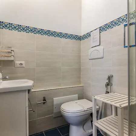 Roof Garden Couette-café 3*