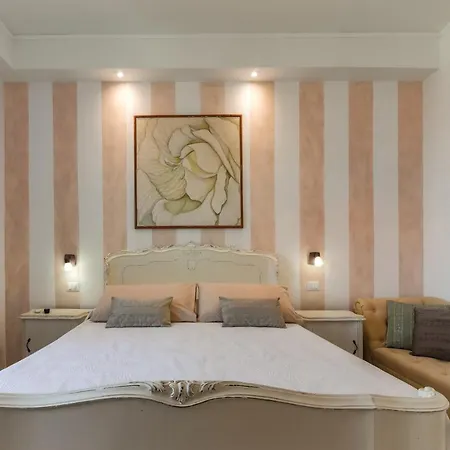 Oda ve Kahvaltı Roof Garden 3*
