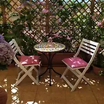 Roof Garden 3*