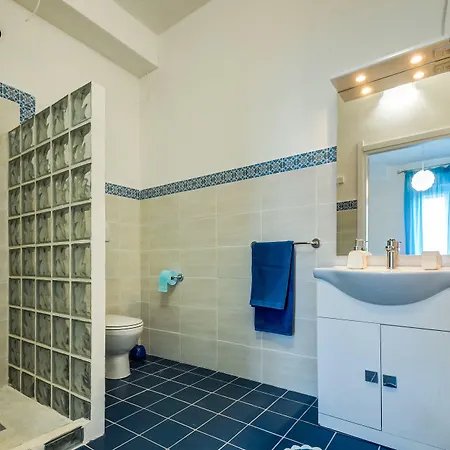 Roof Garden 3* 阿尔盖罗