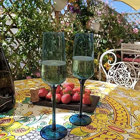 לינה וארוחת בוקר Roof Garden