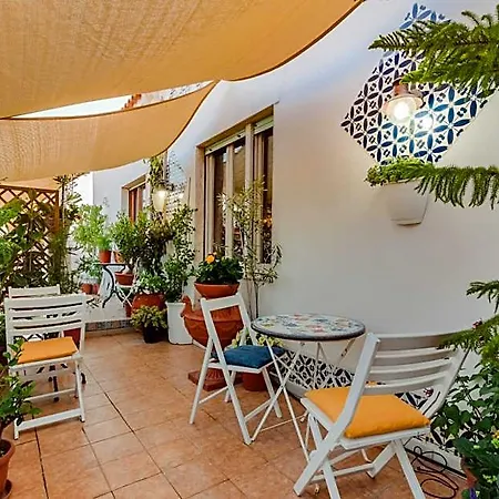 Roof Garden לינה וארוחת בוקר אלגהרו